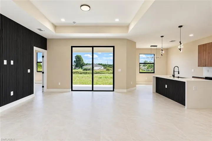 517 Paloma Ave, Lehigh Acres, Florida 33974