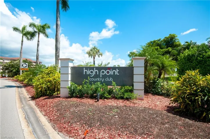 5 High Point Cir W 104, Naples, Florida 34103