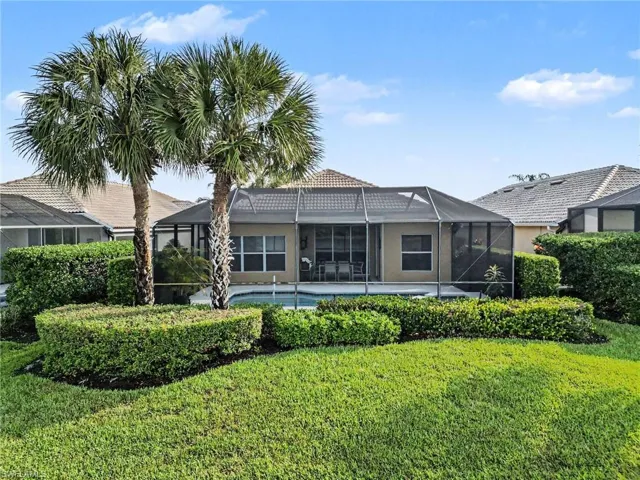 10032 Oakhurst Way, Fort Myers, Florida 33913