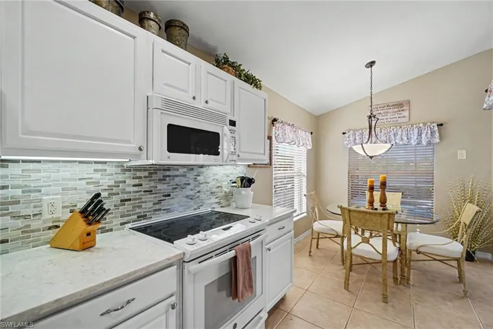 10032 Oakhurst Way, Fort Myers, Florida 33913