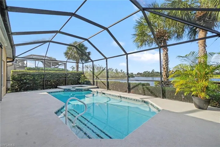 10032 Oakhurst Way, Fort Myers, Florida 33913