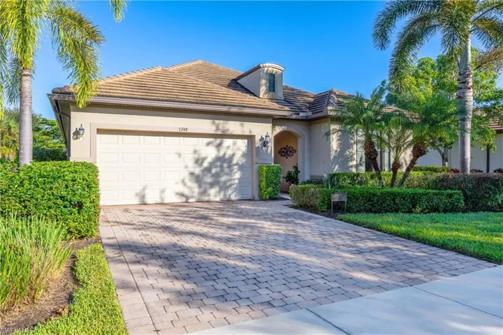 Welcome Home to 7248 Live Oak Drive
