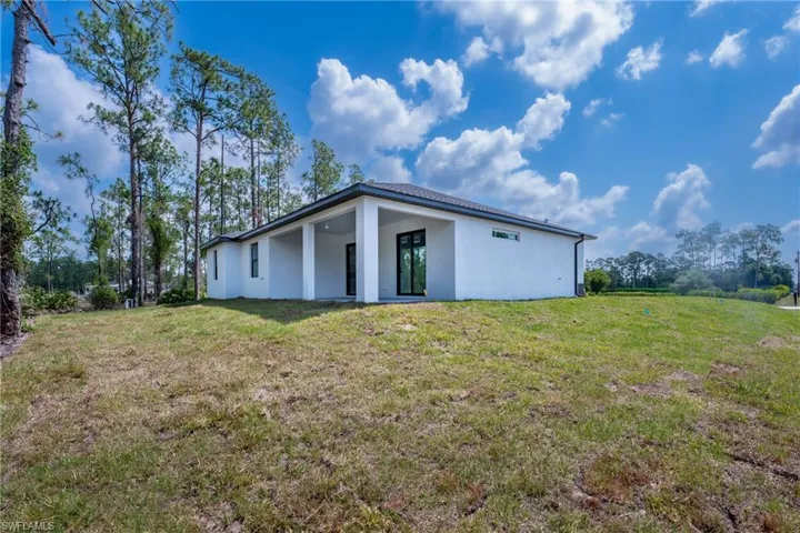 807 E 14th St, Lehigh Acres Fl 33972