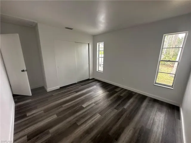 1200  Jeronimo  DR, Naples, FL 34103