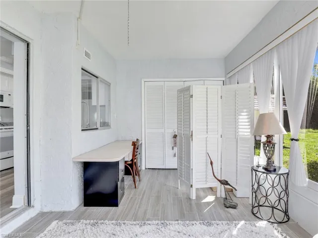 5781  Littlestone  CT, North Fort Myers, FL 33903