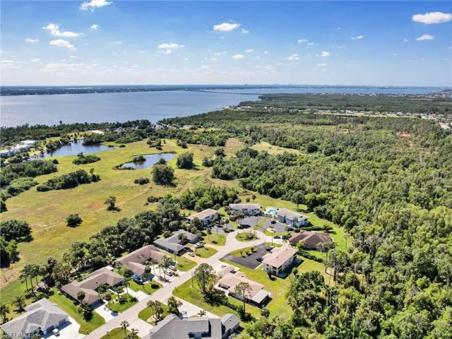 5781  Littlestone  CT, North Fort Myers, FL 33903