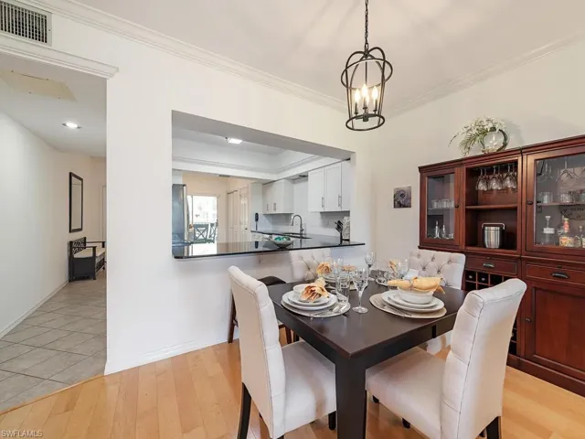 6015  Chardonnay  LN, Naples, FL 34119