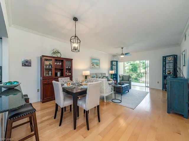 6015  Chardonnay  LN, Naples, FL 34119