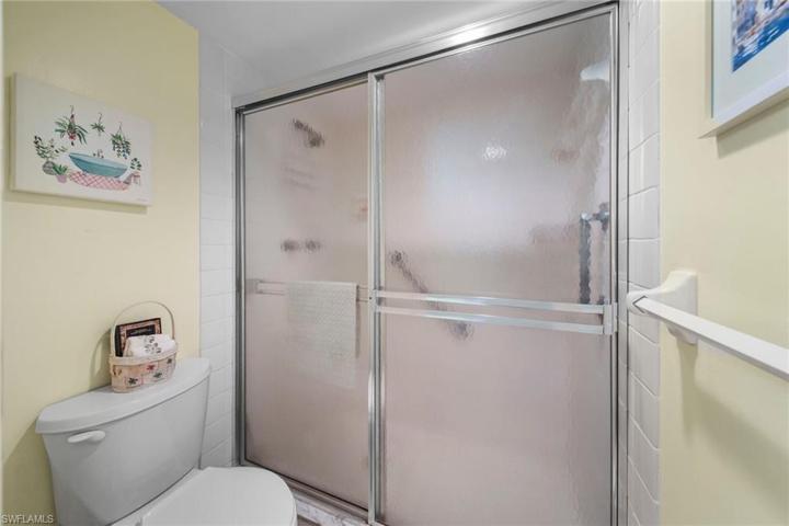 Primary bathroom, walk in shower