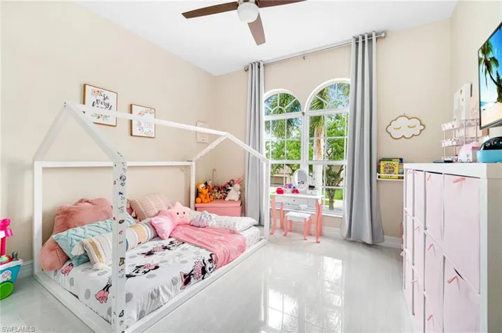 Bedroom #3 - Up stairs