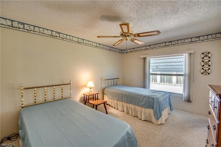 Guest bedroom