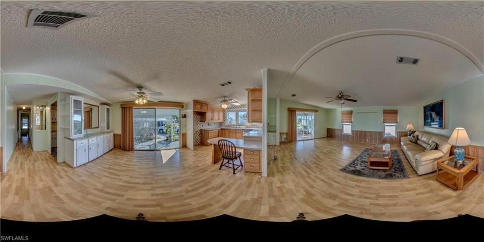 Living room/Dining room
