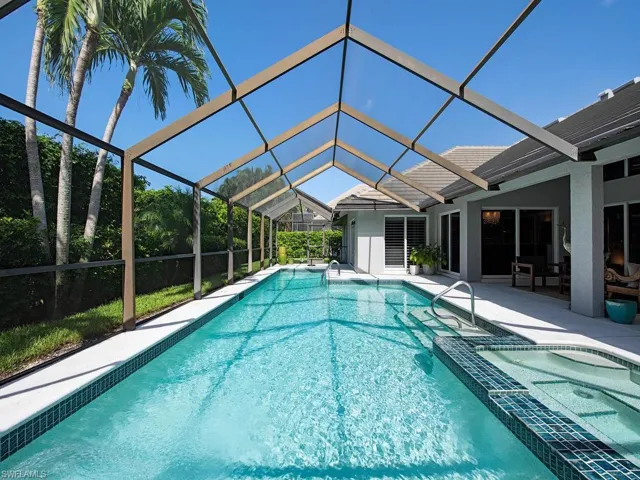 712 Shadow Lake Ln, Naples, Florida 34108