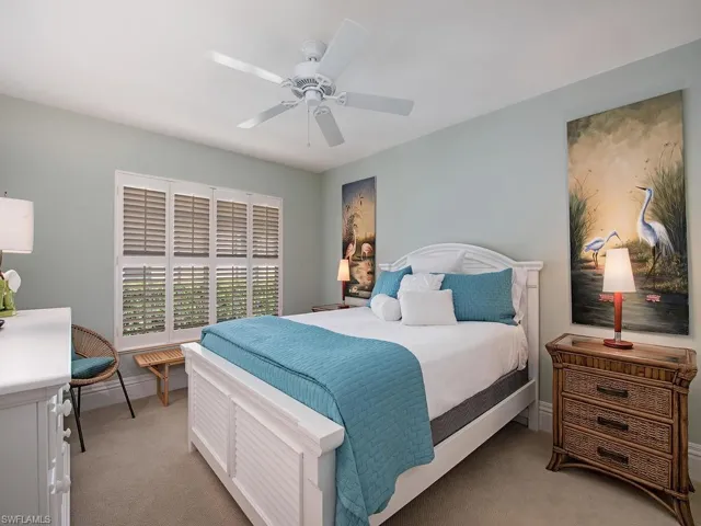 712 Shadow Lake Ln, Naples, Florida 34108