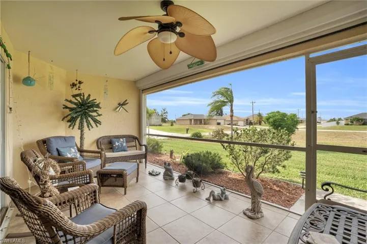 14 NW 28th  TER, Cape Coral, FL 33993