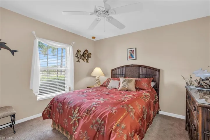 14 NW 28th  TER, Cape Coral, FL 33993