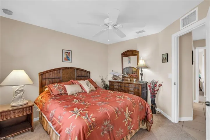 14 NW 28th  TER, Cape Coral, FL 33993