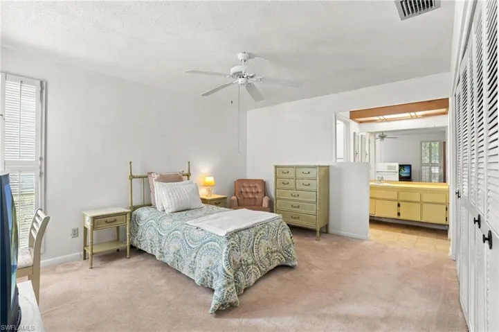 PRIMARY BEDROOM SUITE
