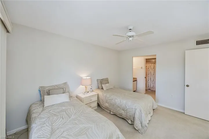 1208  Commonwealth  CIR, Naples, FL 34116