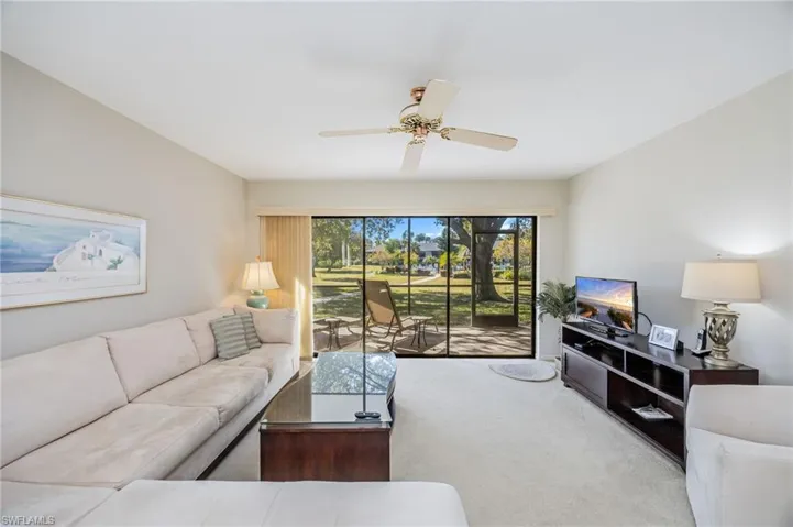 1208  Commonwealth  CIR, Naples, FL 34116
