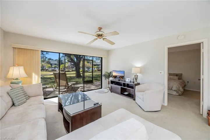 1208  Commonwealth  CIR, Naples, FL 34116