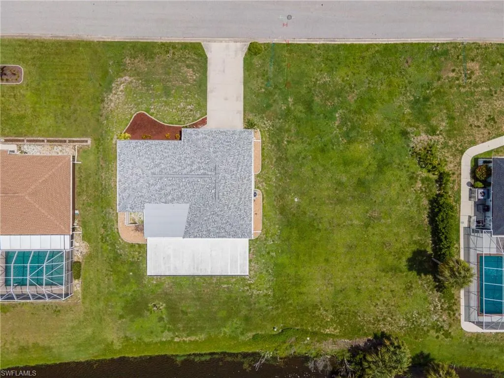 15 Oakland Hills PL, Rotonda West, FL 33947,2025000125