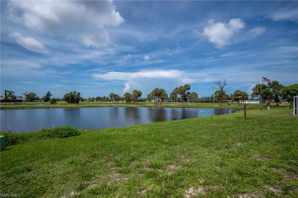 15 Oakland Hills PL, Rotonda West, FL 33947,2025000125