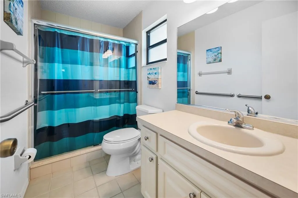 15 Oakland Hills PL, Rotonda West, FL 33947,2025000125