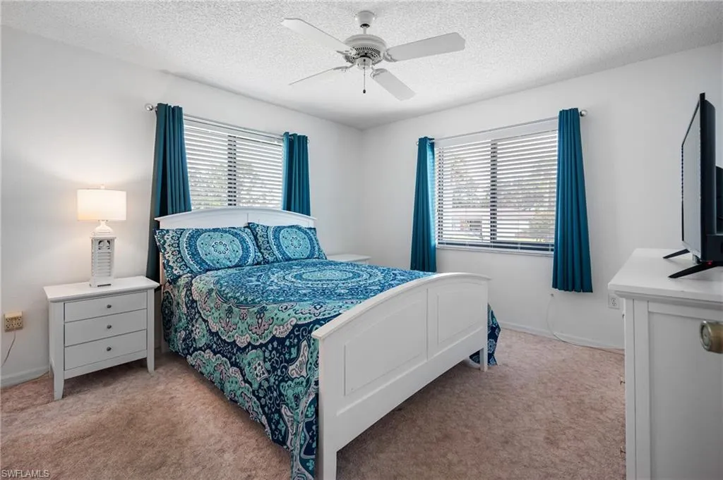 15 Oakland Hills PL, Rotonda West, FL 33947,2025000125