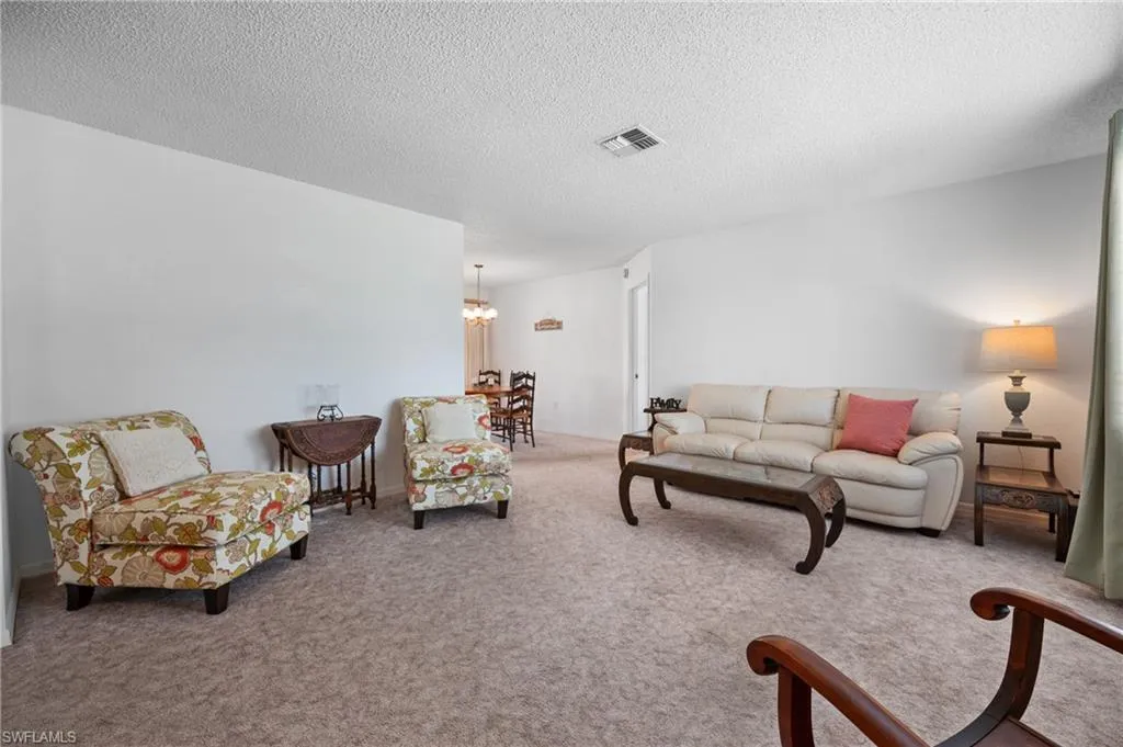 15 Oakland Hills PL, Rotonda West, FL 33947,2025000125