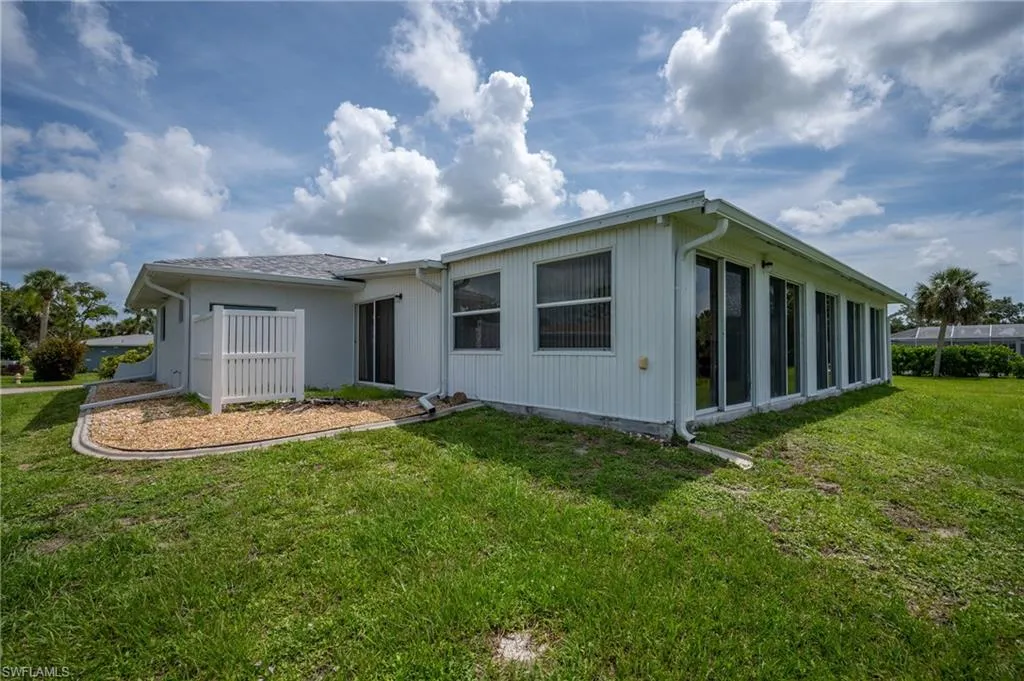 15 Oakland Hills PL, Rotonda West, FL 33947,2025000125