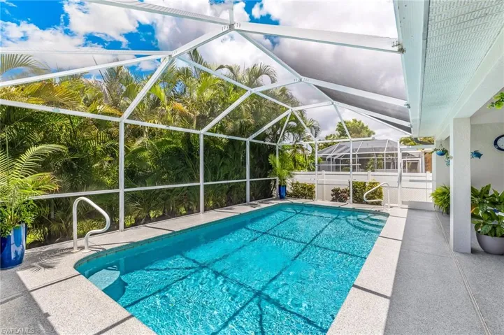1905 Sw 25th Ter, Cape Coral, Florida 33914
