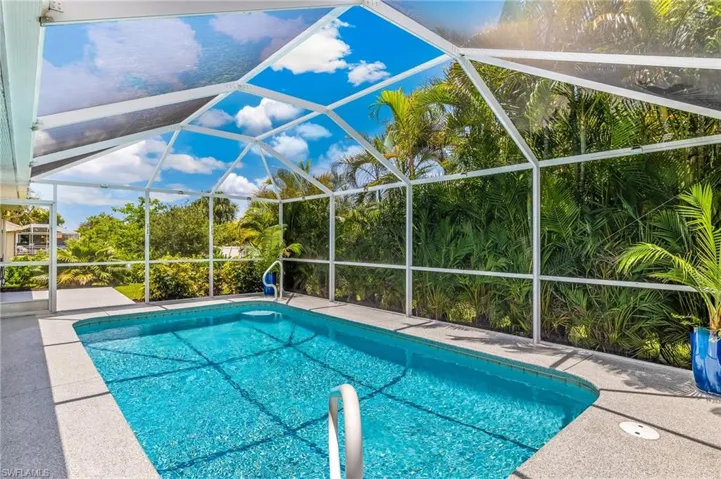 1905 Sw 25th Ter, Cape Coral, Florida 33914
