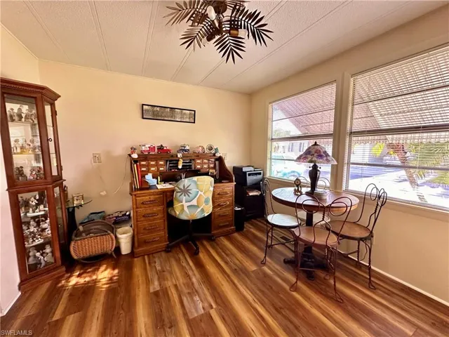 Dining Area/Office