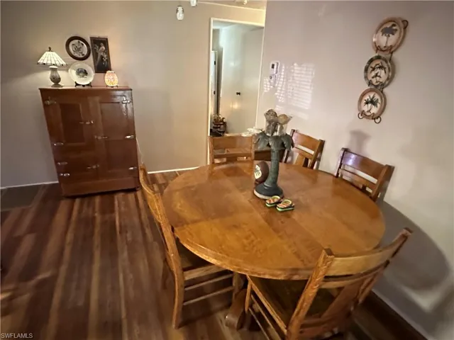 209  Harvest  LN, North Fort Myers, FL 33917