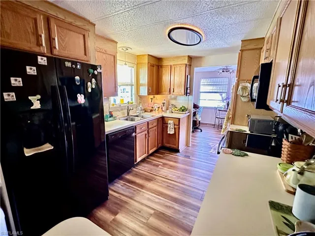 Spacious Kitchen