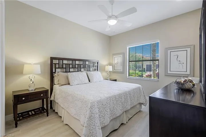13409  Coronado  DR, Naples, FL 34109