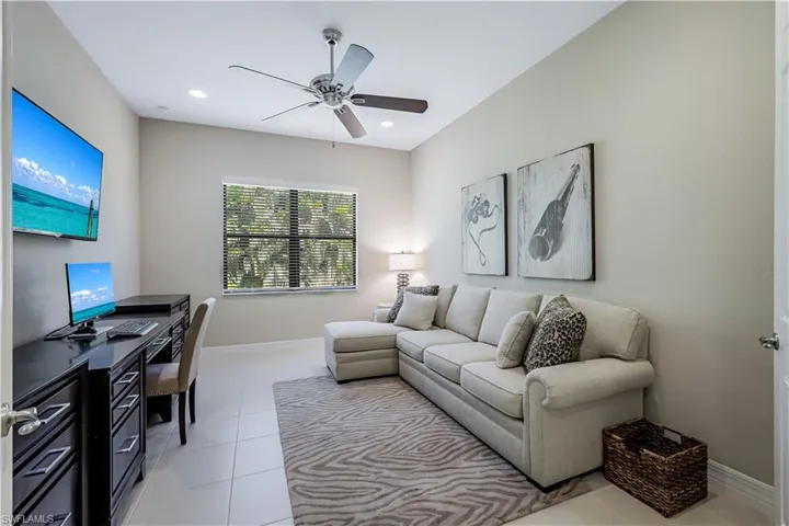 13409  Coronado  DR, Naples, FL 34109