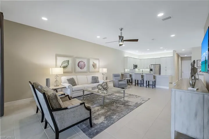 13409  Coronado  DR, Naples, FL 34109