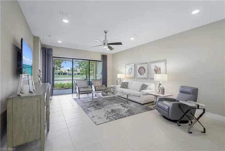 13409  Coronado  DR, Naples, FL 34109