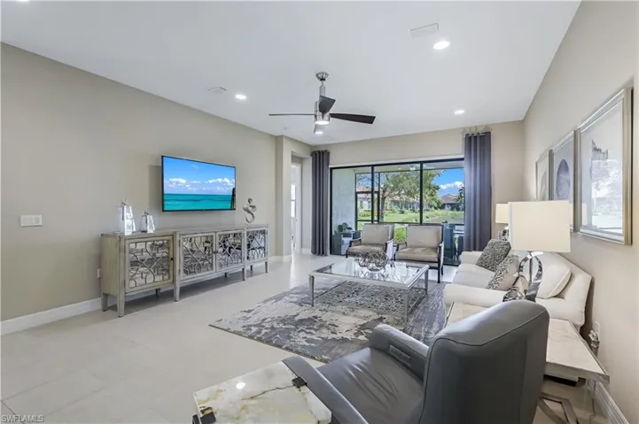 13409  Coronado  DR, Naples, FL 34109