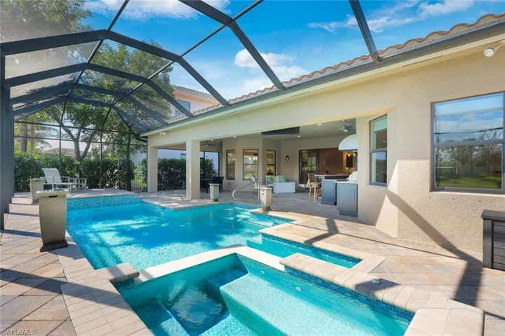 Built in Natural Gas Spa