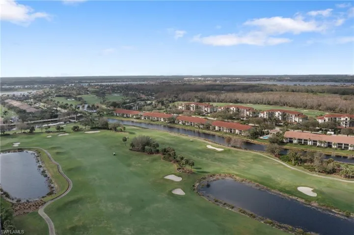 Heritage Bay is a well maintained amenity rich community