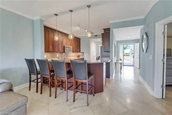 4650  Yacht Harbor  DR, Naples, FL 34112