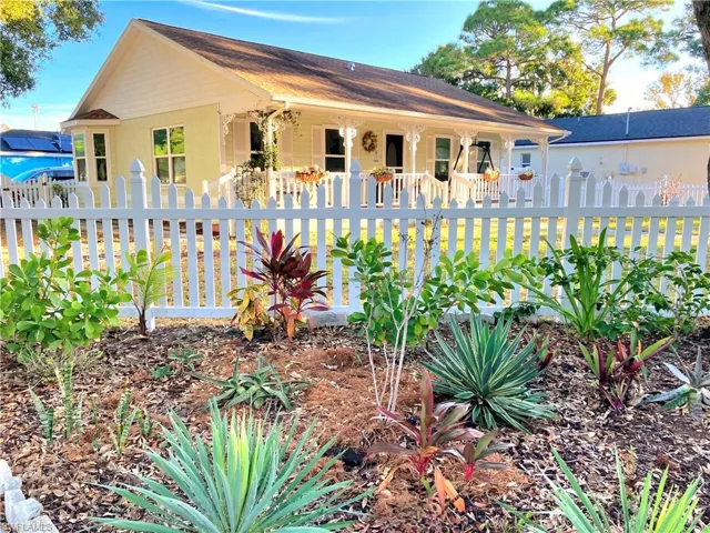 1010 Snead Ave, SARASOTA FL 34237