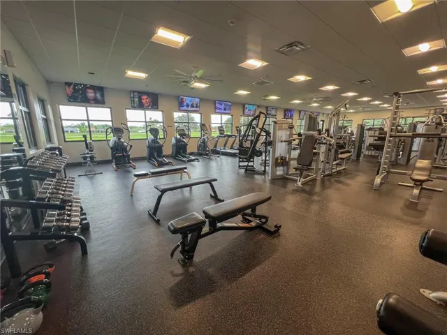 2170 Embarcadero Way, North Fort Myers, Florida 33917