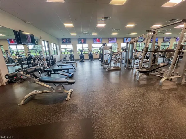 2170 Embarcadero Way, North Fort Myers, Florida 33917