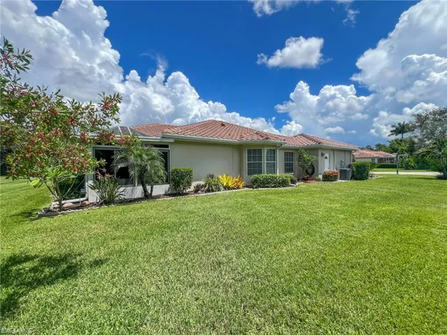 2170 Embarcadero Way, North Fort Myers, Florida 33917
