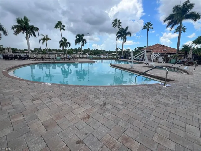2170 Embarcadero Way, North Fort Myers, Florida 33917