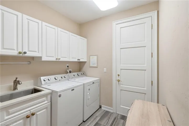 7976 Grand Bay Dr 5, Naples, Florida 34108